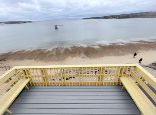 10 Beach Ct APT 3, Gloucester, MA 01930