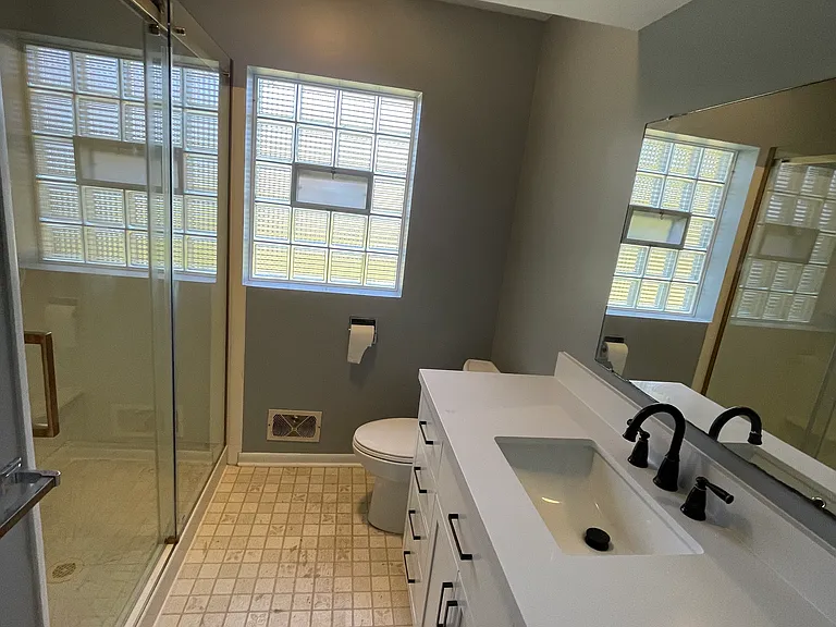 2646 Kraft Ave SE — Photo 13