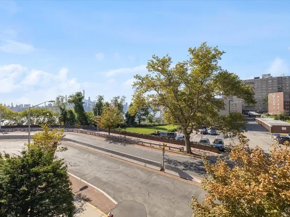 7435 Blvd East image 2 of 15