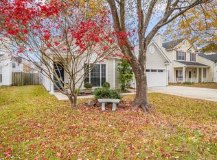 1951 Treebark Dr, Charleston, SC 29414