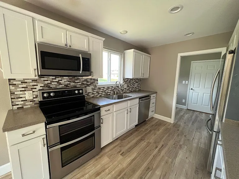 129 Kale Ct — Photo 2