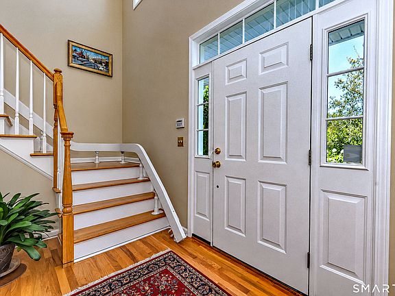 3rd image of 29 Masters Lane