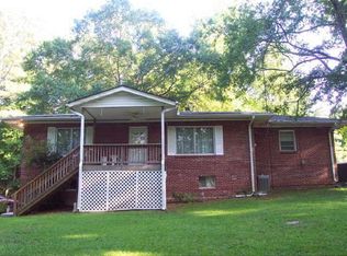 608 Kenwood Rd, Fayetteville, GA 30214