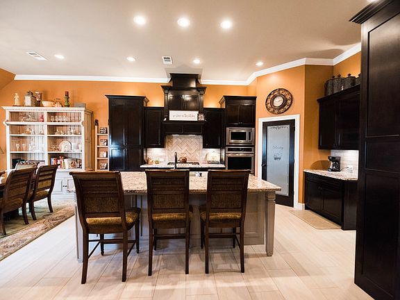 3rd image of 505 River Birch Drive
