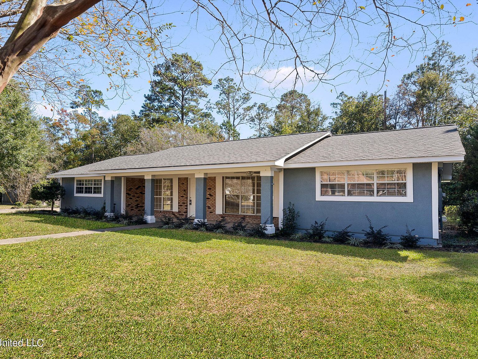56114 Diamondhead Dr E, Diamondhead, MS 39525 Zillow