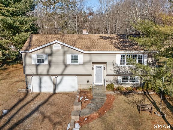 2nd image of 86 Starrs Plain Road