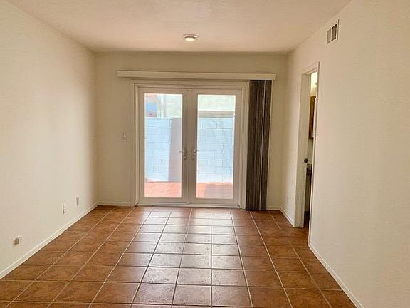 Lower Level: Bedroom 3