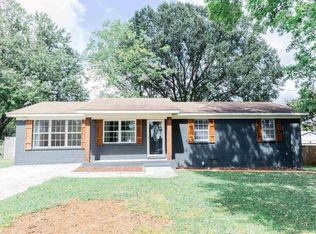 717 Larkwood Cir SW, Hartselle, AL 35640