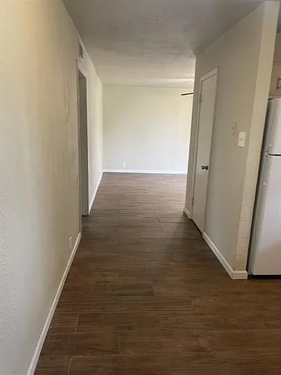 1571 Texas Ave — Photo 6