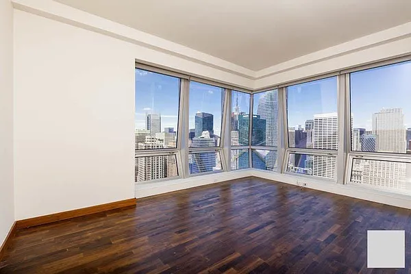 Rented by R New York | media 35