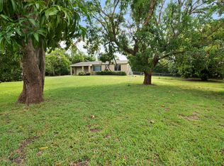 230 Jackson Dr, West Palm Beach, FL 33406