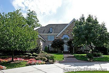 2nd image of 2 Ballantrae Ct