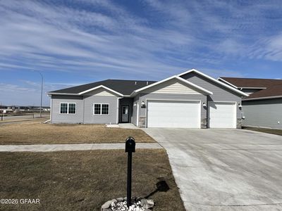 3368 45th Ave S, Grand Forks, ND, 58201