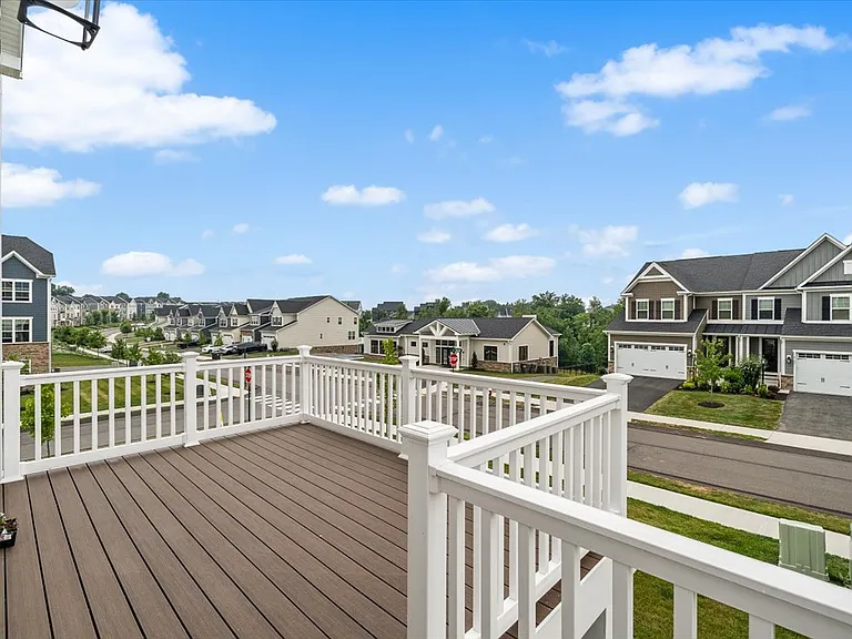 9001 Hickory Rd — Photo 14