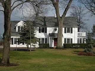 25600 Lake Rd photo 1