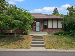 80 W Edforth Way NW, Calgary, AB T3A 3W2