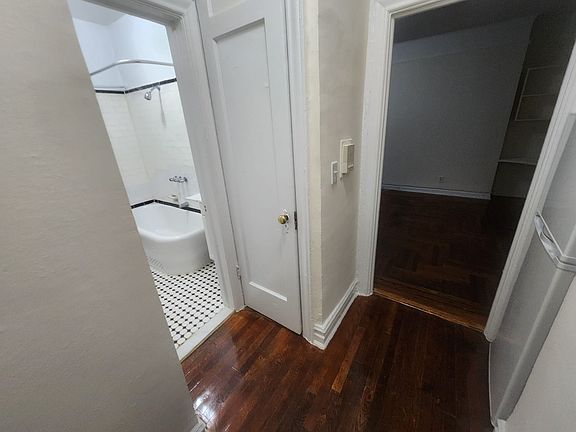 3rd image of 85-15 120 St #4C