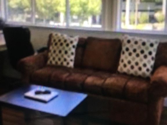 4th image of 1001 El Camino Real #4