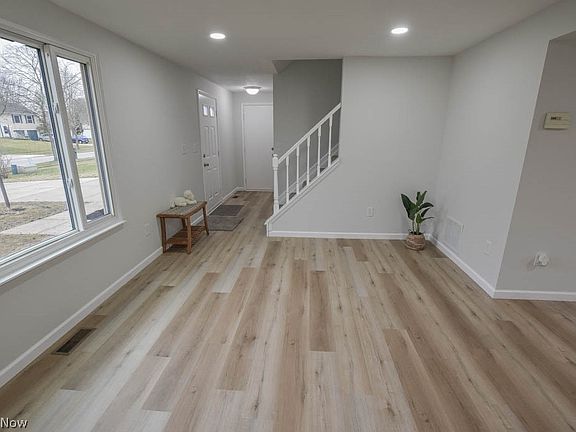 4th image of 10263 Belmeadow Dr