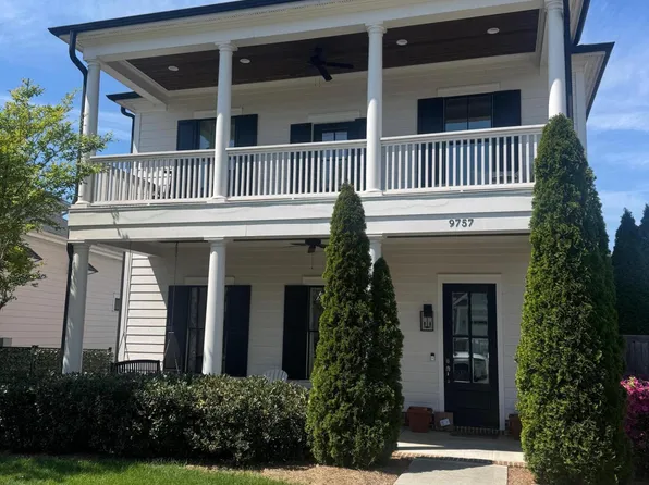 9757 Clingmans Dome Dr, Knoxville, TN 37922