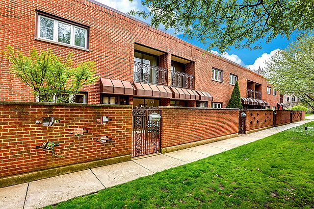 1st image of 325 N Oak Park Ave #5