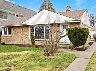 685 S York St, Elmhurst, IL