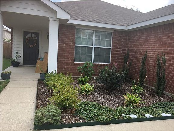 2nd image of 131 Jefferson Dr