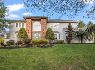 6 Galbraith Rd, Suffern, NY 10901