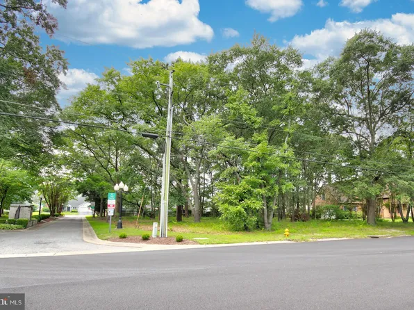 Schumaker Dr, Salisbury, MD 21804