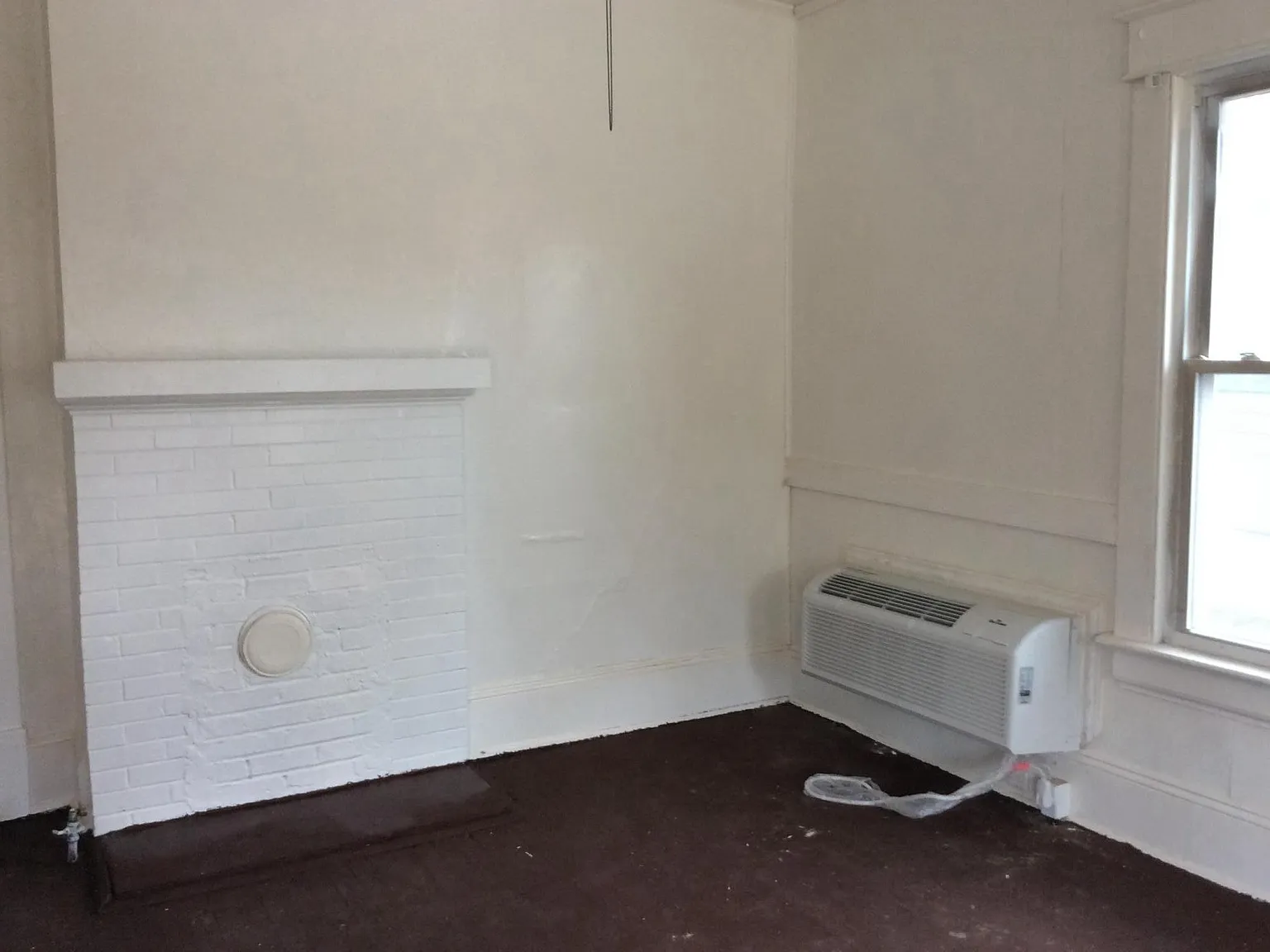 1 bed, 750 sqft, $730 — Photo 2