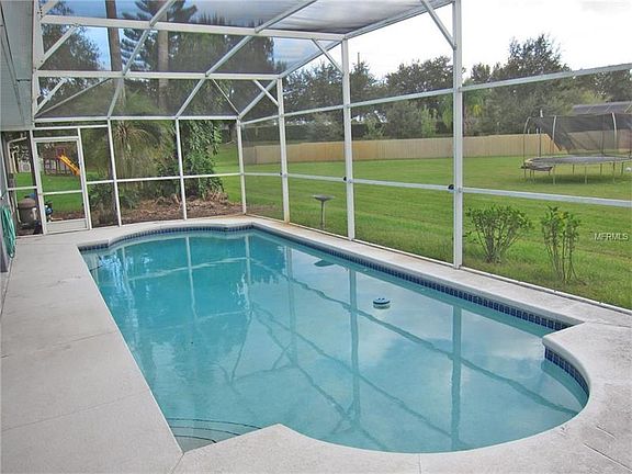 4th image of 5206 Hammock Cir