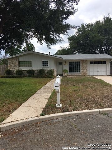 1st image of 4206 Parkwood Dr