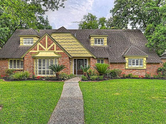 3rd image of 14926 Cindywood Dr