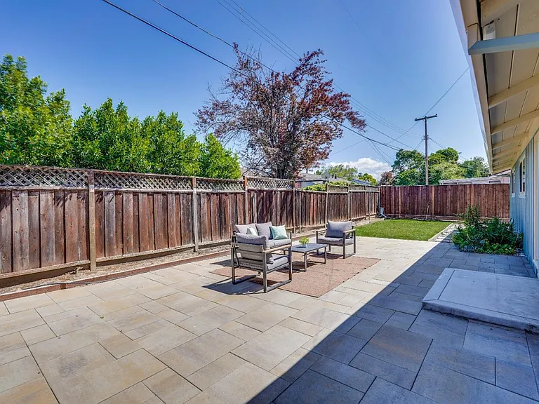 1755 Ravizza Ave — Photo 11
