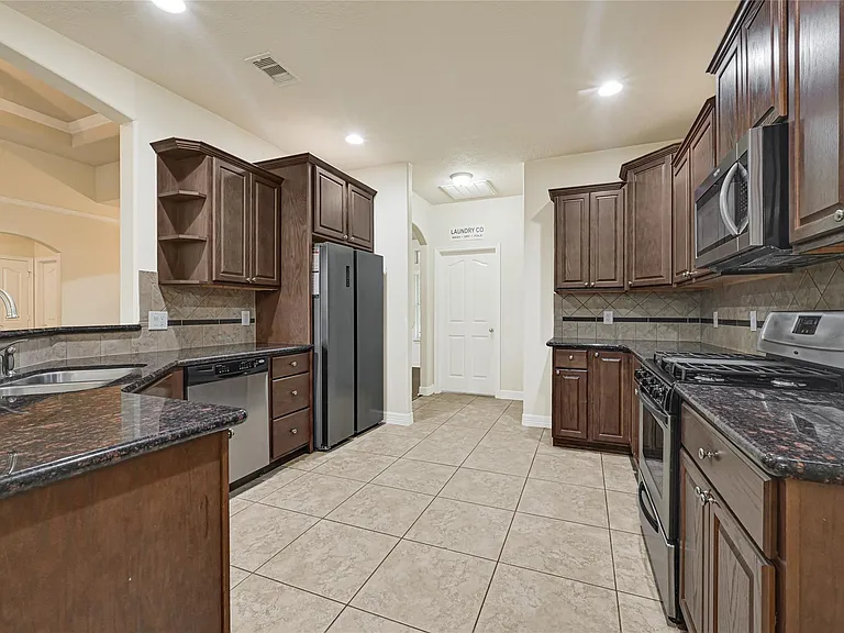 14007 Tobago Ct — Photo 8