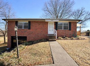 500 Wesley Rd, Lenoir City, TN 37772