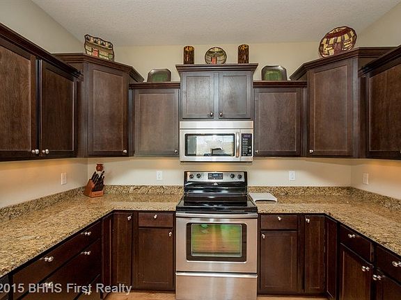 4th image of 6720 NW 99th St