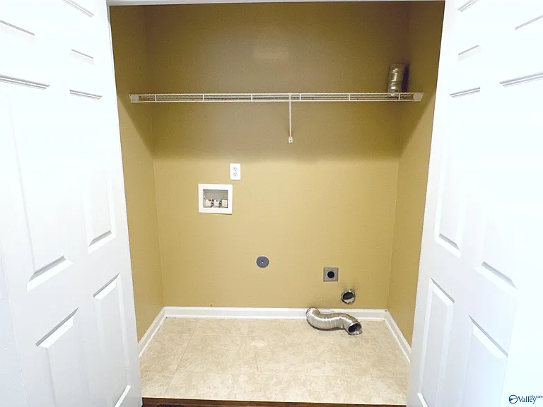 117 Bremerton Dr SW — Photo 35