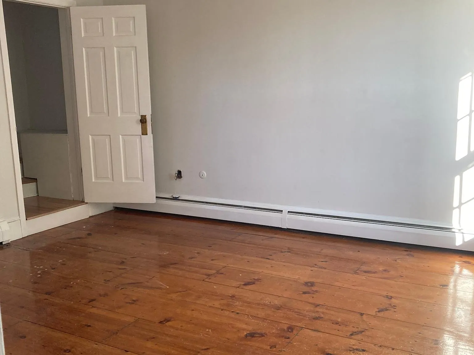 2 bed, 1200 sqft, $3,000 — Photo 4