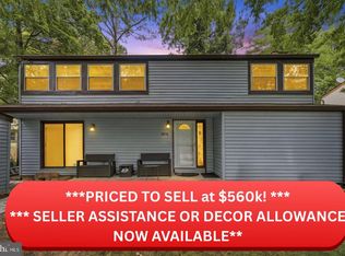 9076 Gold Amber Garth, Columbia, MD 21045