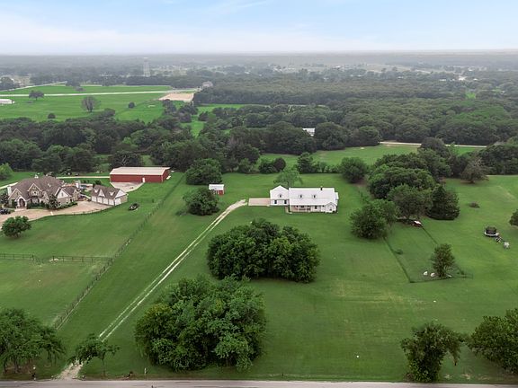 2nd image of 7644 County Road 302