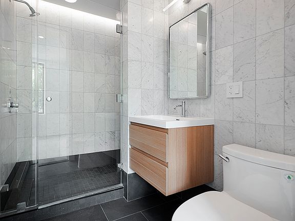 5th image of 168 Wythe Ave #2B