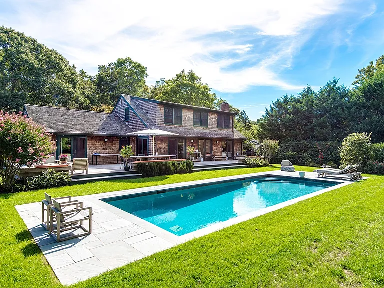 29 Harris Ln — Photo 3