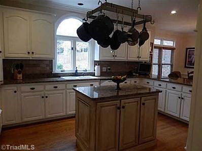 5th image of 5 Starmount Farms Ct
