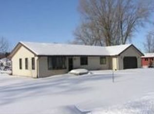 590 Illinois Ave, Green Lake, WI 54941