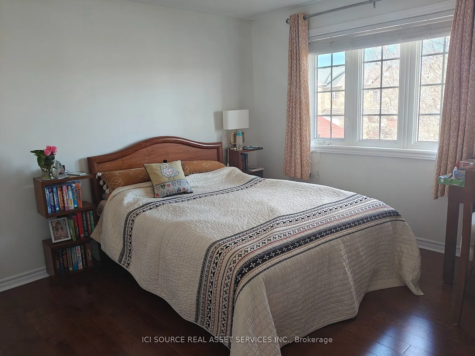 3 bed, $2,990 — Photo 4