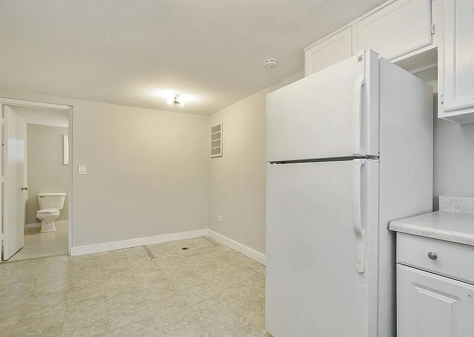 Unit 1: Dining Area