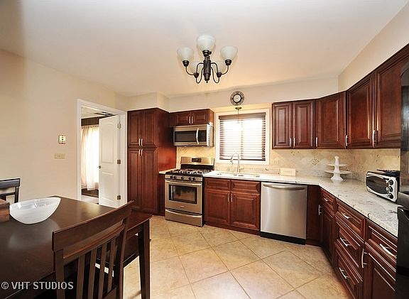 4th image of 9418 Ironwood Ln