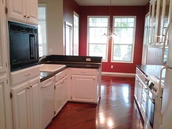 5th image of 4695 N Savannah Ln