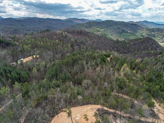 5th image of Lake Heights Rd